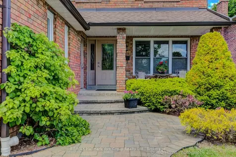 42 Lanewood Drive Aurora ON L4G 4T8