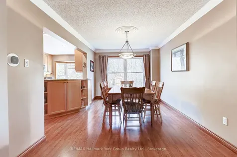 42 Lanewood Drive Aurora ON L4G 4T8