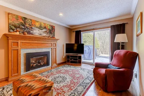 42 Lanewood Drive Aurora ON L4G 4T8