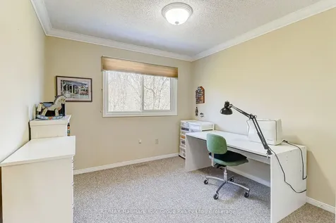 42 Lanewood Drive Aurora ON L4G 4T8