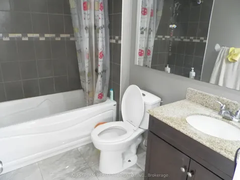 11 Dunbar Crescent Markham ON L3R 6W9