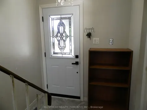 11 Dunbar Crescent Markham ON L3R 6W9