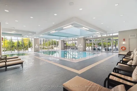 10 Gatineau Drive Vaughan ON L4J 0L2