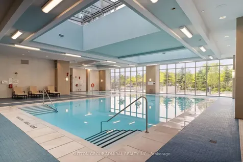 10 Gatineau Drive Vaughan ON L4J 0L2