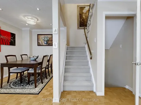 50 Rathfon Crescent Richmond Hill ON L4C 5B7