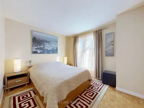 50 Rathfon Crescent Richmond Hill ON L4C 5B7