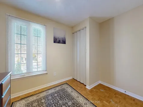 50 Rathfon Crescent Richmond Hill ON L4C 5B7