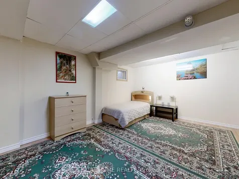 50 Rathfon Crescent Richmond Hill ON L4C 5B7