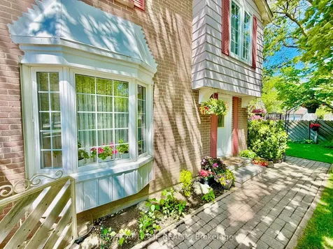 50 Rathfon Crescent Richmond Hill ON L4C 5B7