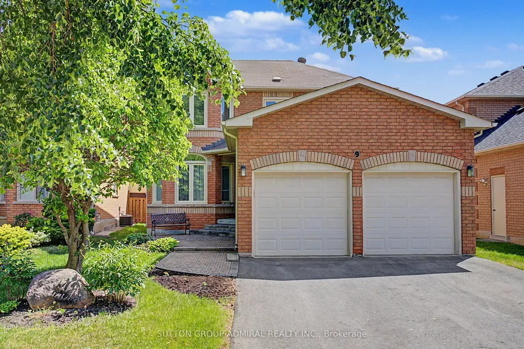 9 Hammerstone Crescent Vaughan ON L4J 8B5