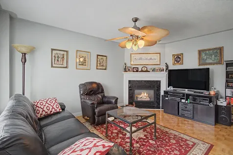9 Hammerstone Crescent Vaughan ON L4J 8B5