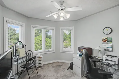 9 Hammerstone Crescent Vaughan ON L4J 8B5