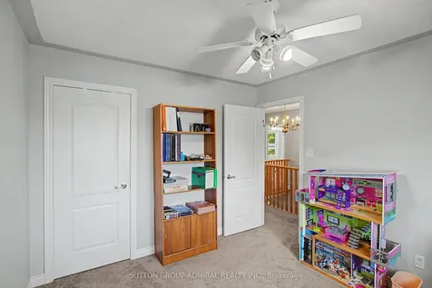 9 Hammerstone Crescent Vaughan ON L4J 8B5