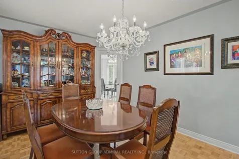 9 Hammerstone Crescent Vaughan ON L4J 8B5