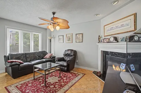 9 Hammerstone Crescent Vaughan ON L4J 8B5