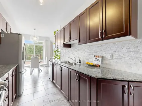 41 Napanee Street Richmond Hill ON L4E 0X3