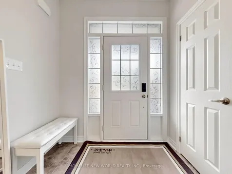 41 Napanee Street Richmond Hill ON L4E 0X3