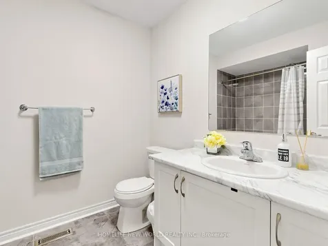 41 Napanee Street Richmond Hill ON L4E 0X3