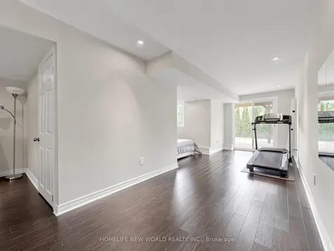 41 Napanee Street Richmond Hill ON L4E 0X3