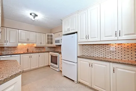 250 Davis Drive Newmarket ON L3Y 7T7