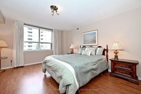 250 Davis Drive Newmarket ON L3Y 7T7