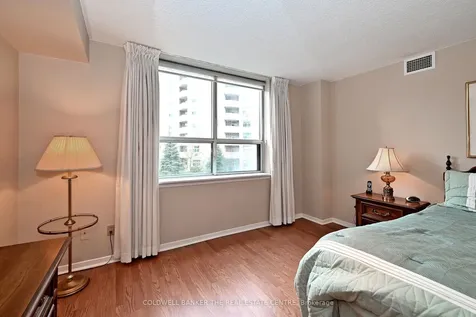 250 Davis Drive Newmarket ON L3Y 7T7
