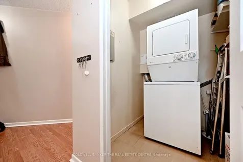 250 Davis Drive Newmarket ON L3Y 7T7