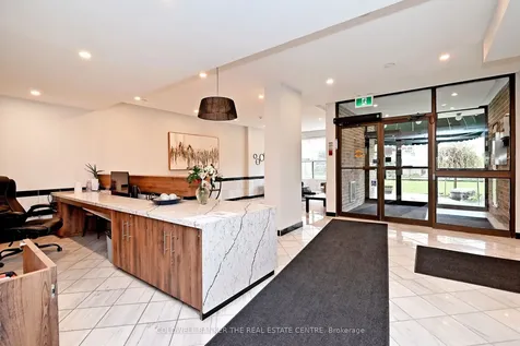 250 Davis Drive Newmarket ON L3Y 7T7