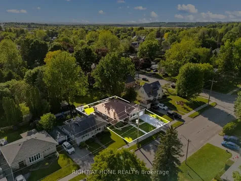 102 Paris Street New Tecumseth ON L9R 1H2