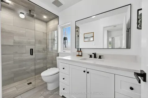 1292 Vincent Crescent Innisfil ON L9S 1Z8