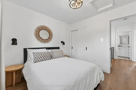 1292 Vincent Crescent Innisfil ON L9S 1Z8