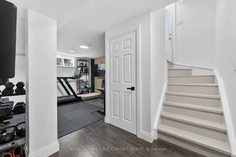 1292 Vincent Crescent Innisfil ON L9S 1Z8