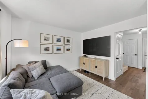 1292 Vincent Crescent Innisfil ON L9S 1Z8