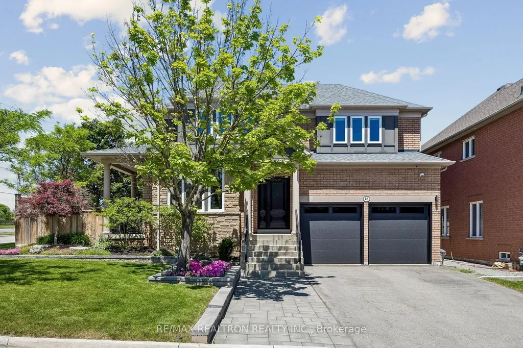 18 Hayfield Crescent Richmond Hill ON L4E 0A4