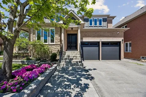 18 Hayfield Crescent Richmond Hill ON L4E 0A4