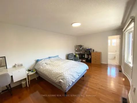9 Quail Hollow N/a Markham ON L6B 0K7