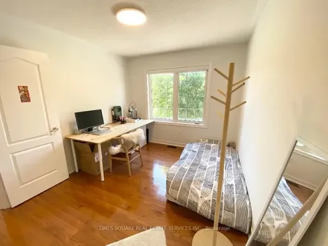 9 Quail Hollow N/a Markham ON L6B 0K7