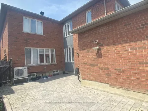 9 Quail Hollow N/a Markham ON L6B 0K7