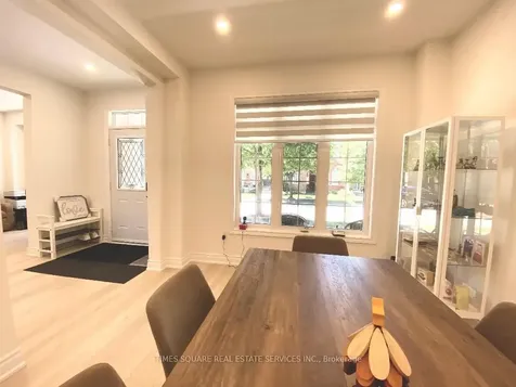 9 Quail Hollow N/a Markham ON L6B 0K7