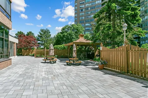 25 Austin Drive Markham ON L3R 8H4