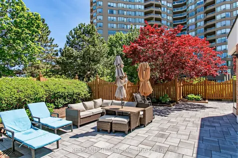 25 Austin Drive Markham ON L3R 8H4