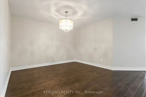 25 Austin Drive Markham ON L3R 8H4