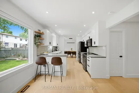 20 Northgate Drive Bradford West Gwillimbury ON L3Z 2H5