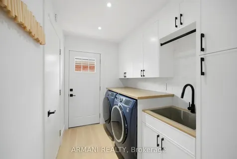 20 Northgate Drive Bradford West Gwillimbury ON L3Z 2H5