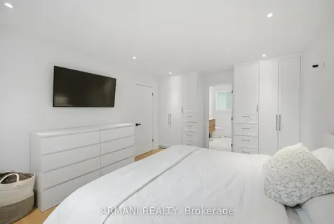 20 Northgate Drive Bradford West Gwillimbury ON L3Z 2H5