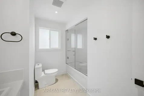 20 Northgate Drive Bradford West Gwillimbury ON L3Z 2H5