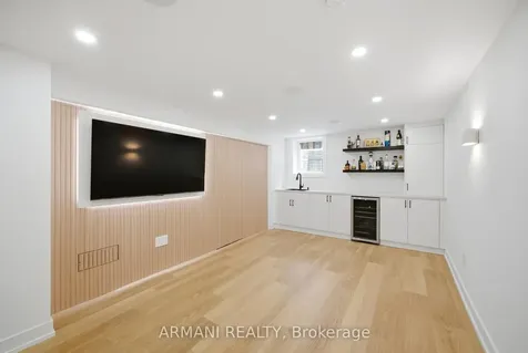 20 Northgate Drive Bradford West Gwillimbury ON L3Z 2H5
