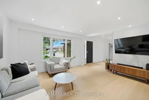 20 Northgate Drive Bradford West Gwillimbury ON L3Z 2H5