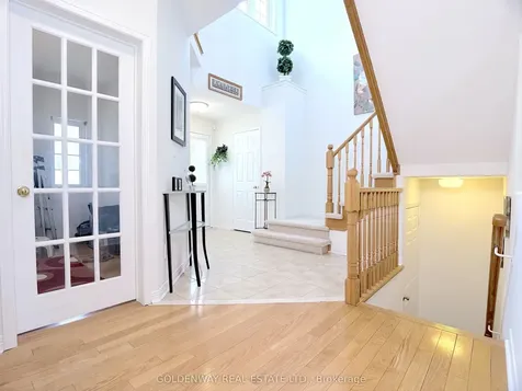 152 Stonebridge Drive Markham ON L6C 2J7