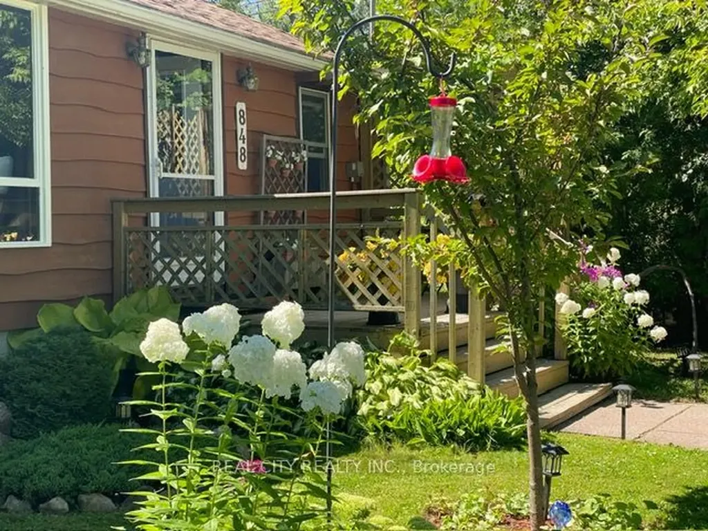 848 Crescent Beach Road NW Georgina ON L4P 3N9